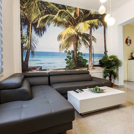 Designed Beach Apartments Τελ Αβίβ Δωμάτιο φωτογραφία