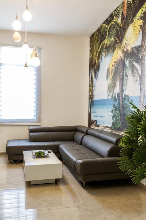 Designed Beach Apartments Τελ Αβίβ Δωμάτιο φωτογραφία