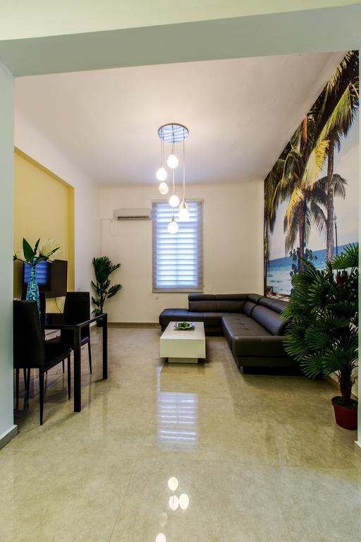 Designed Beach Apartments Τελ Αβίβ Δωμάτιο φωτογραφία